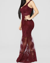 Load image into Gallery viewer, You’re Going To Shine Crop Top &amp; Skirt Set
