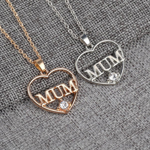 “Mum” Heart Shaped Rhinestone Decor Necklace