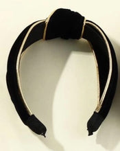 Load image into Gallery viewer, Knot Design Velvet Hair Hoop
